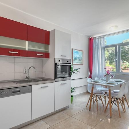 M & M Apartment Пула Екстер'єр фото