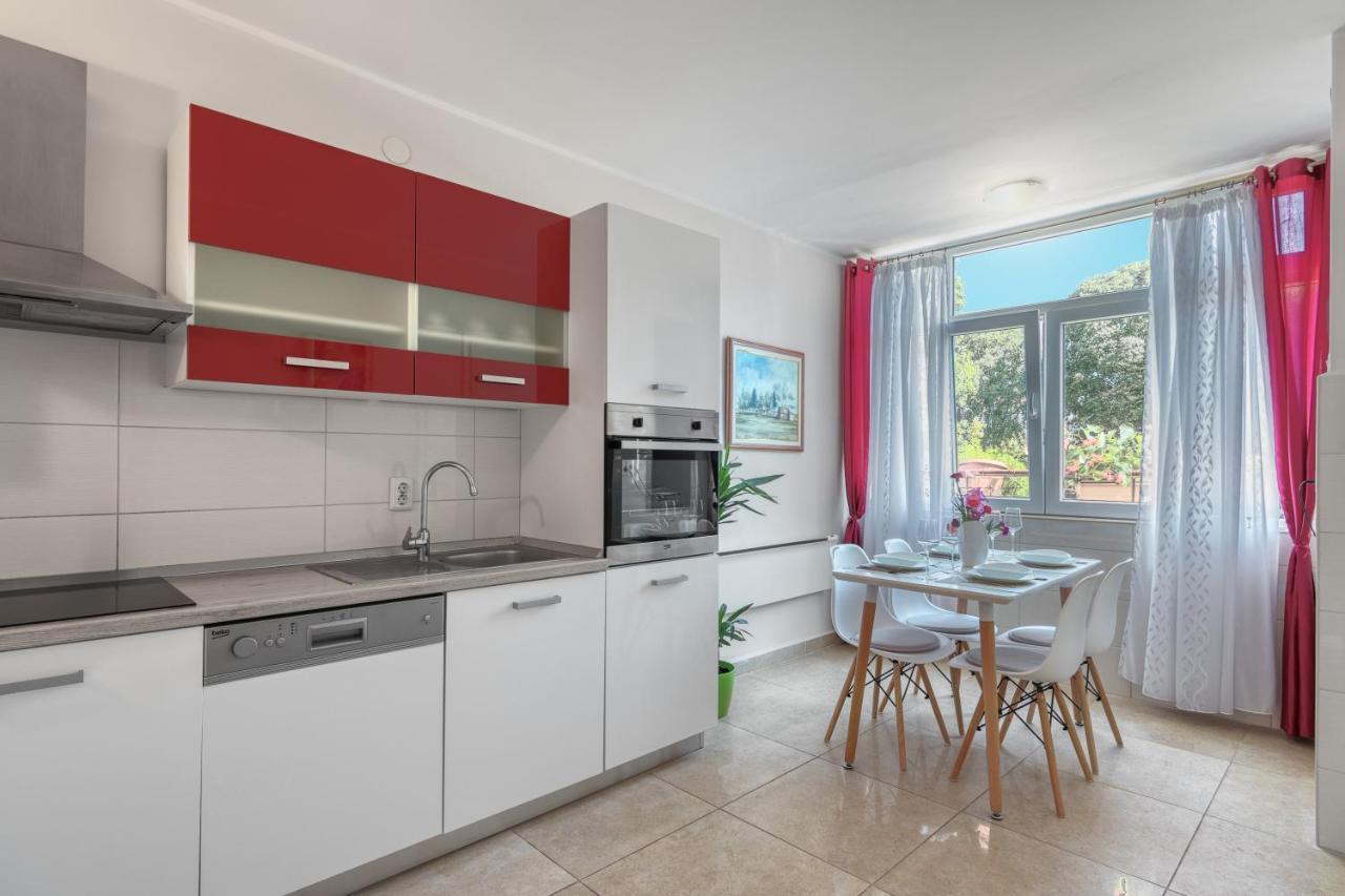 M & M Apartment Пула Екстер'єр фото