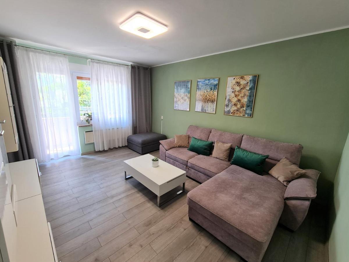 M & M Apartment Пула Екстер'єр фото
